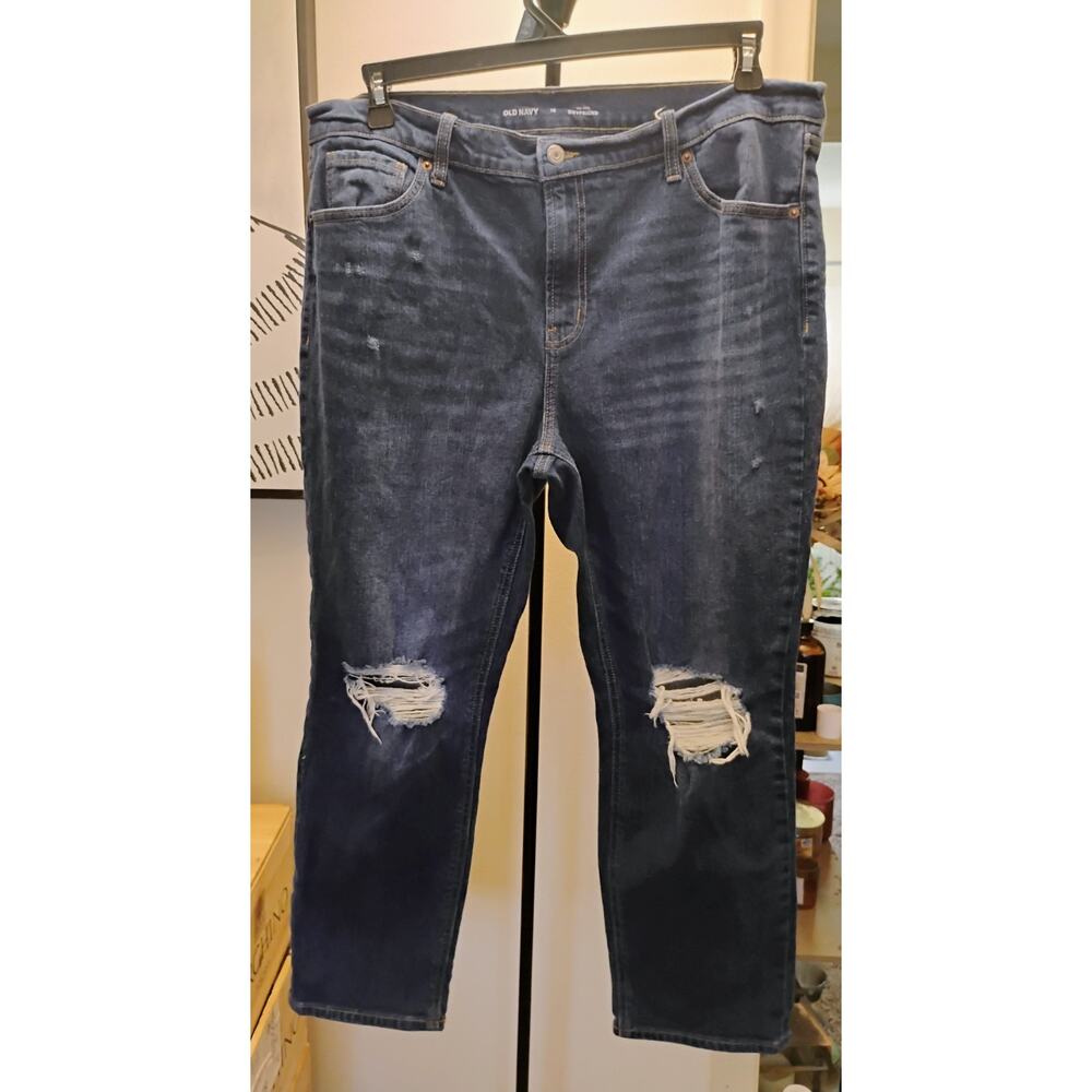 Size 16 Old Navy "Boyfriend" Jeans. Plus Size. BBW. Shredded.